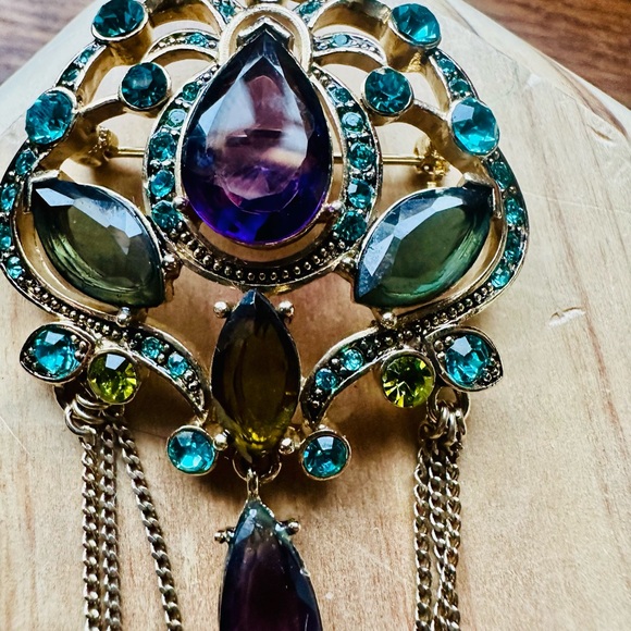 Vintage 60’s Monet Stunning Multicolor Gemstone Brooch - Picture 2 of 10